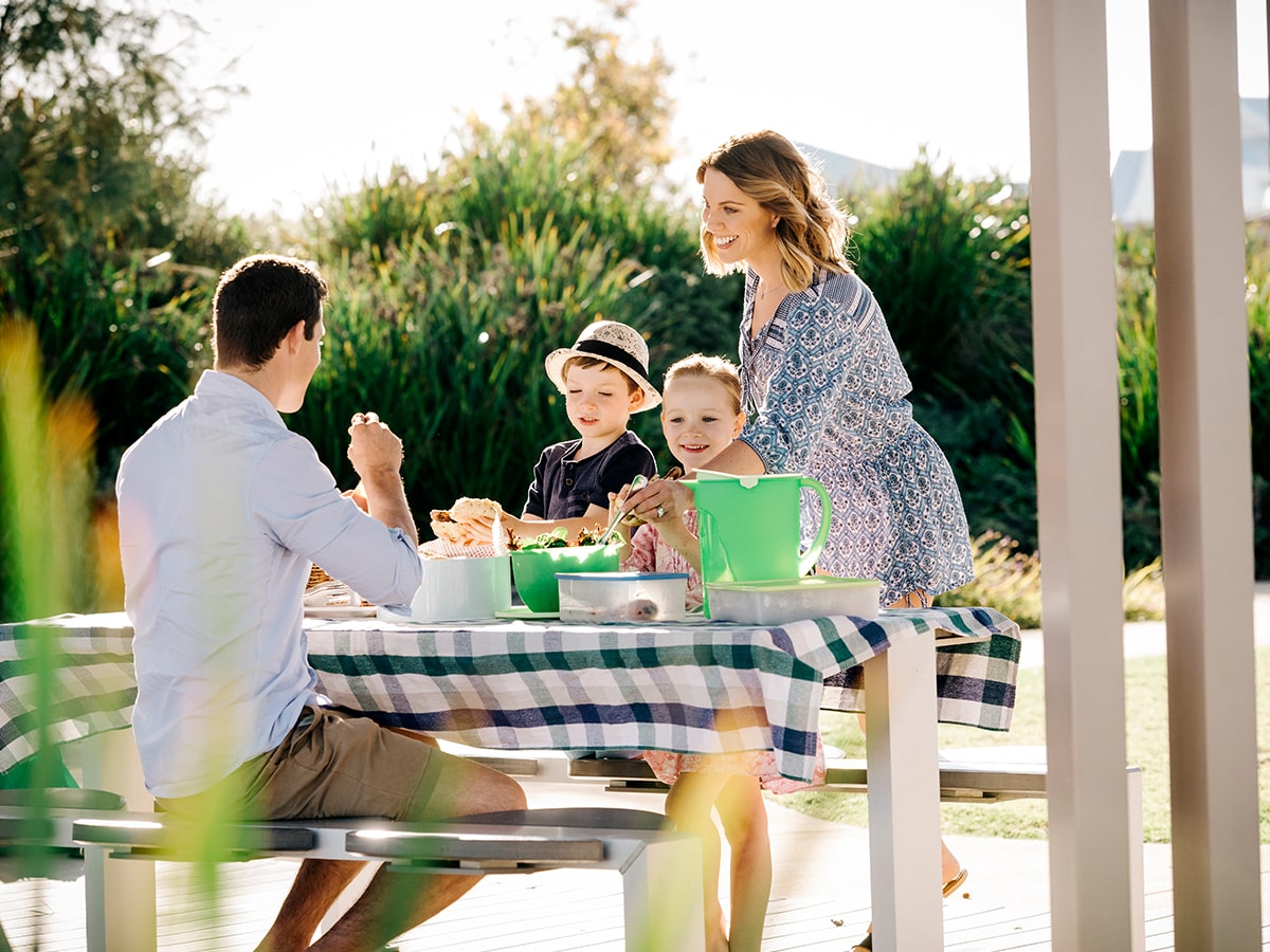 [Land for Sale] Stockland Amberton Beach, Eglinton OpenLot